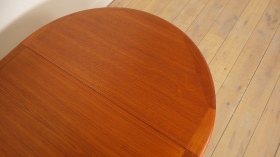 Image 1 of Table à manger extensible vintage ronde