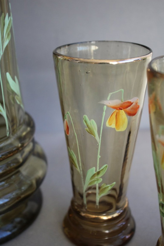 Image 1 of Antike hohe Bierkanne Krug grünes Glas Emailmalerei Blumen um 1900 mit 4 Gläsern