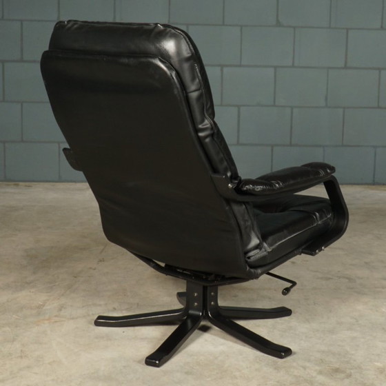 Image 1 of Vintage Unico draaifauteuil met hocker – jaren 70