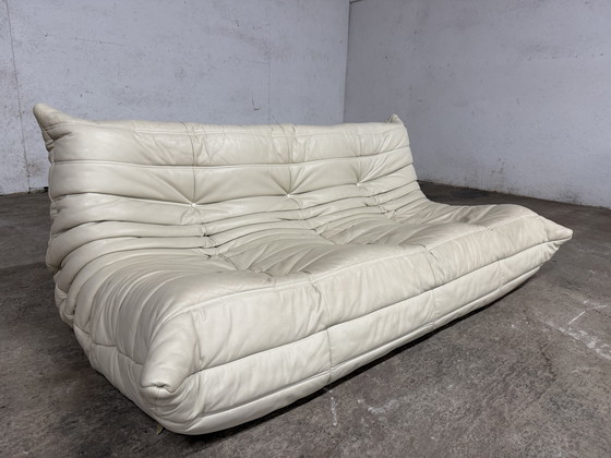 Image 1 of Divano a 2 posti e a 3 posti Ligne Roset Togo 100% autentico in pelle beige.