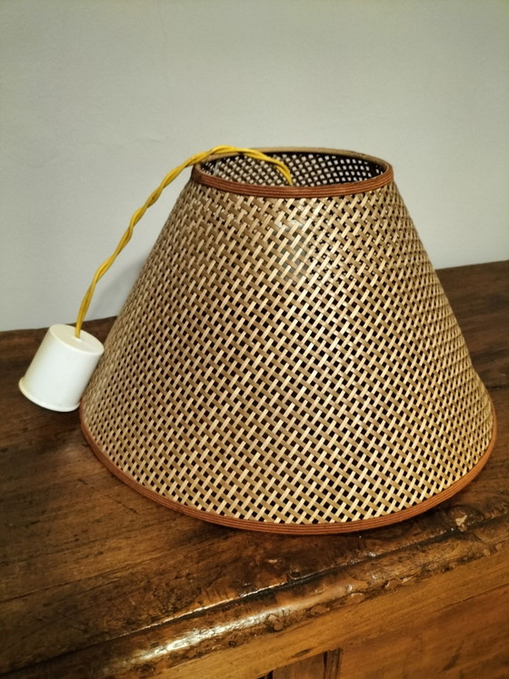 Natural rattan pendant lamp – Plastic (photo 2 of 6)