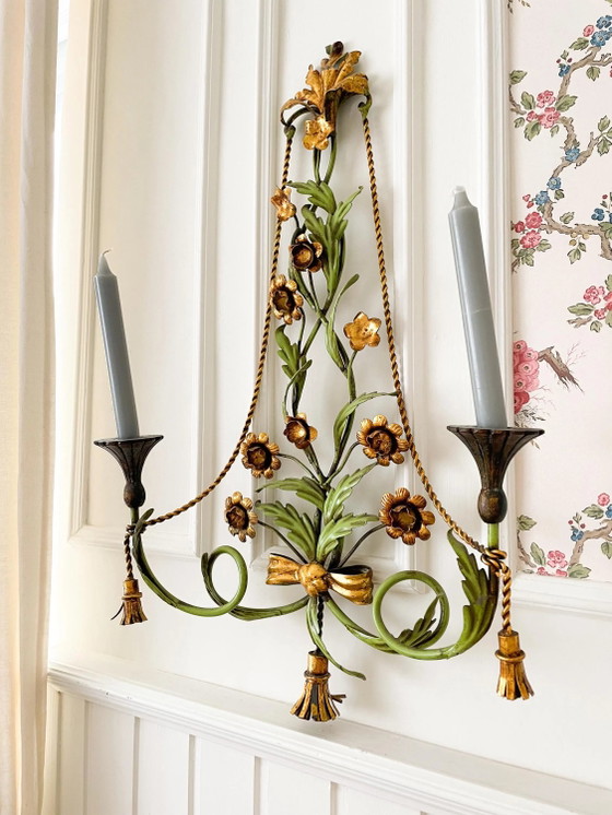 Vintage Italiaanse Florentijnse Wandkandelaar, Verguld IJzeren Bloemen Wandlamp, jaren 60 – Wandlampen (photo 6 of 10)