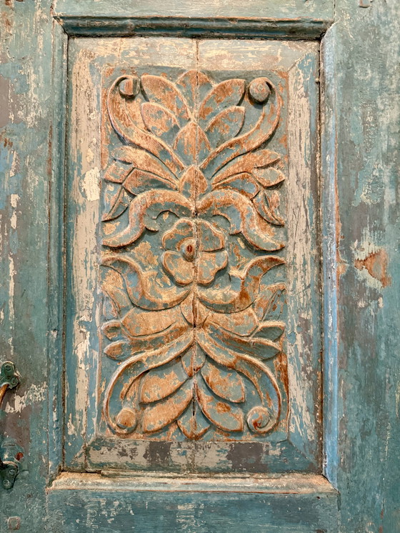 Image 1 of Vintage blauwe handgemaakte Indiase kast