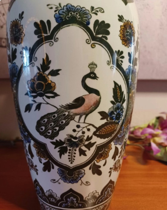 Image 1 of Villeroy & Boch Paon Vase