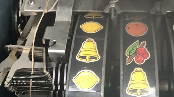 Image 1 of Bandito con un braccio solo degli anni '60