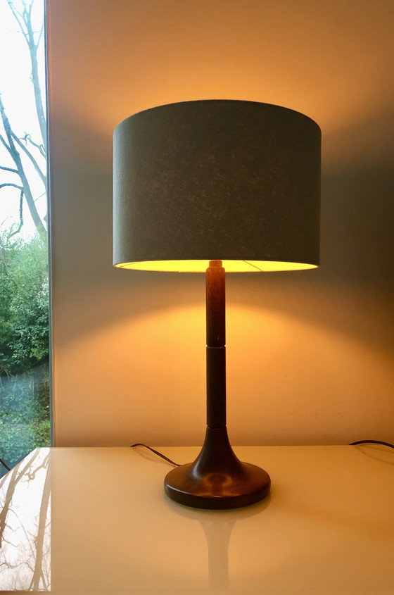 Image 1 of Deens Vintage Design Dyrlund Teakhout Tafellamp