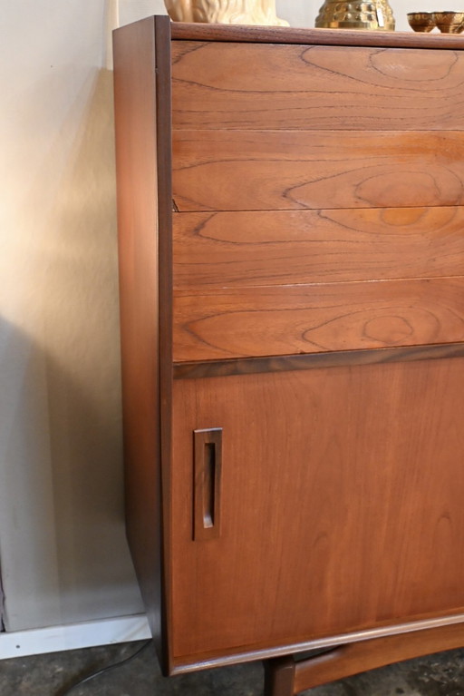 Conception Highboard par Louis van Theeffelen