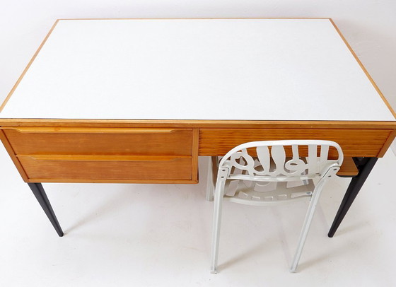 Image 1 of La scrivania Coene stile Alfred Hendrickx Belgio 1950