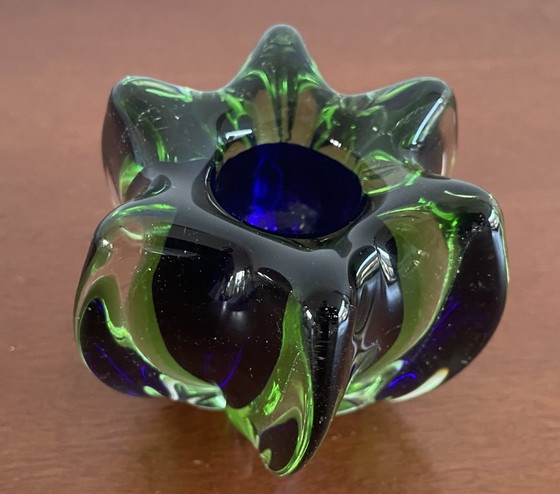 Image 1 of Murano - star-shaped green and cobalt blue glass candlestick