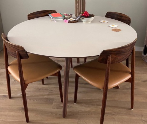 HAY - Copenhague CPH25 Round Table Ø 140cm Walnut – Dining tables, Wood (photo 6 of 6)