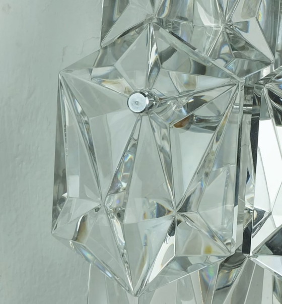 Image 1 of Elegante aplique de mediados de siglo con prismas de cristal y cromo de Kinkeldey, década de 1960.