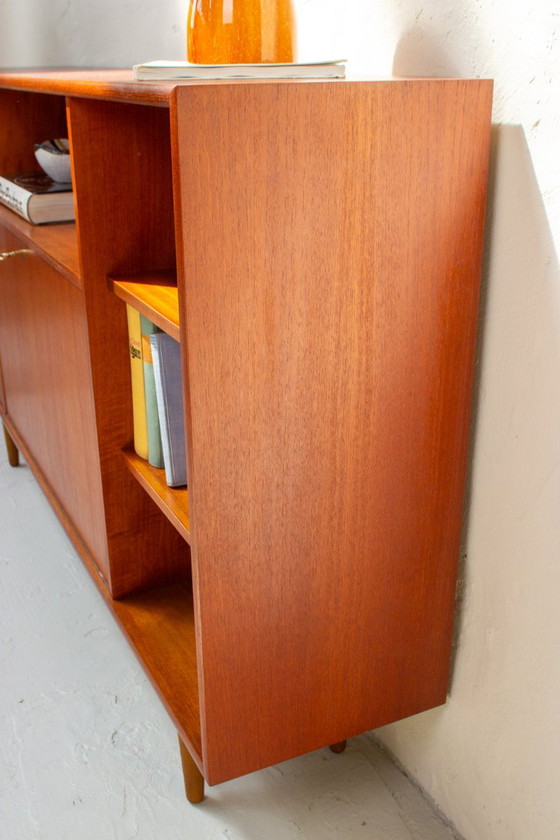Image 1 of Vintage teakhouten dressoir/commode, Deens, midden 20e eeuw, jaren 60.