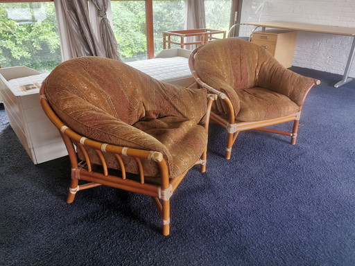 2 fauteuils confortables en rotin