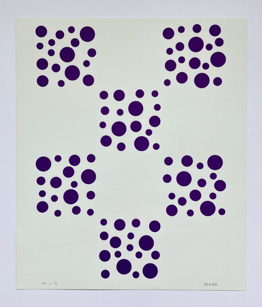 Gillis van Oosten - Retro Paarse Stippen - Zeefdruk op Glanzend Papier
