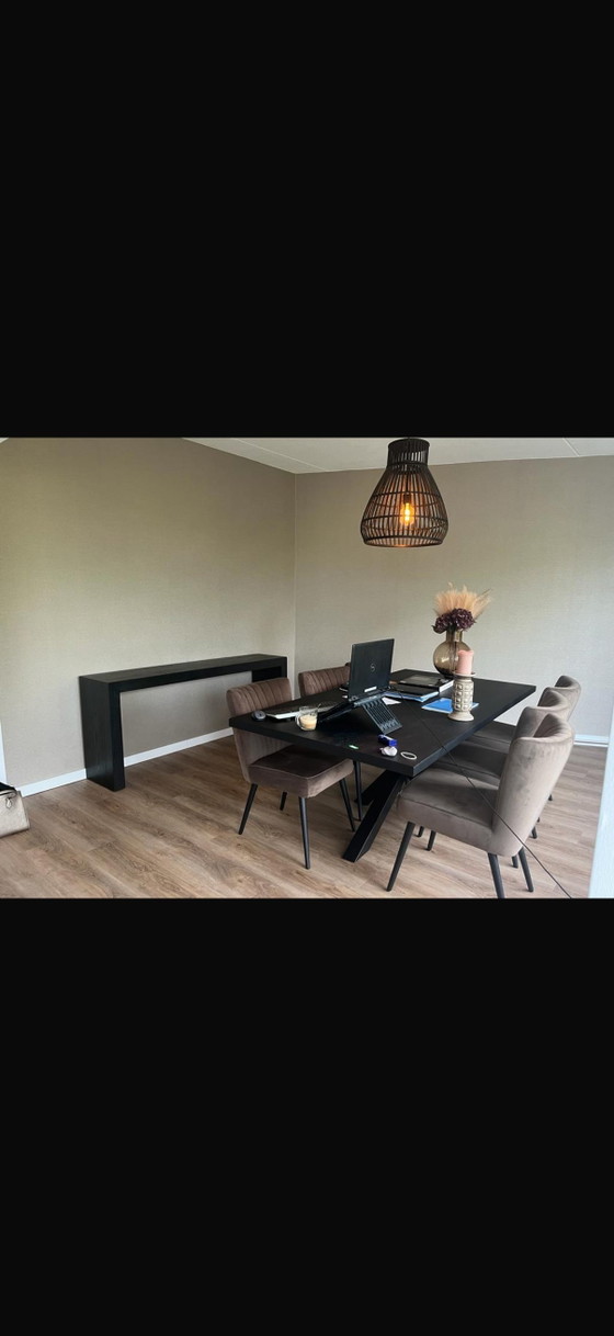 Image 1 of Table d'appoint noire
