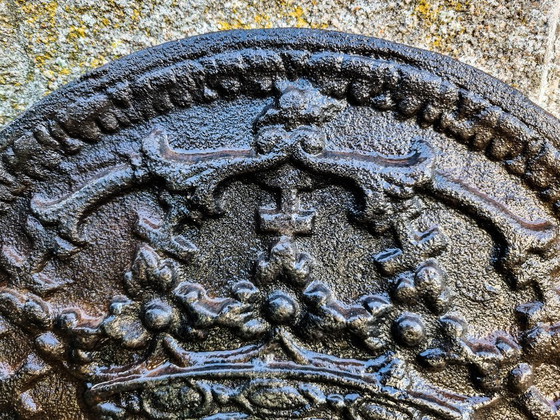 Image 1 of Placa de chimenea "Escudo de Lorena"