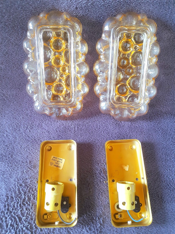 Image 1 of Een paar Helena Tynell bubbelwandlampen uit de jaren 70.