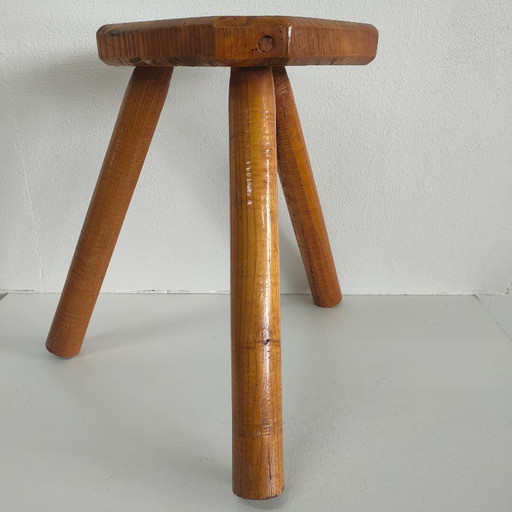 Vintage handmade tripod farmers milk stool side stool (oak)