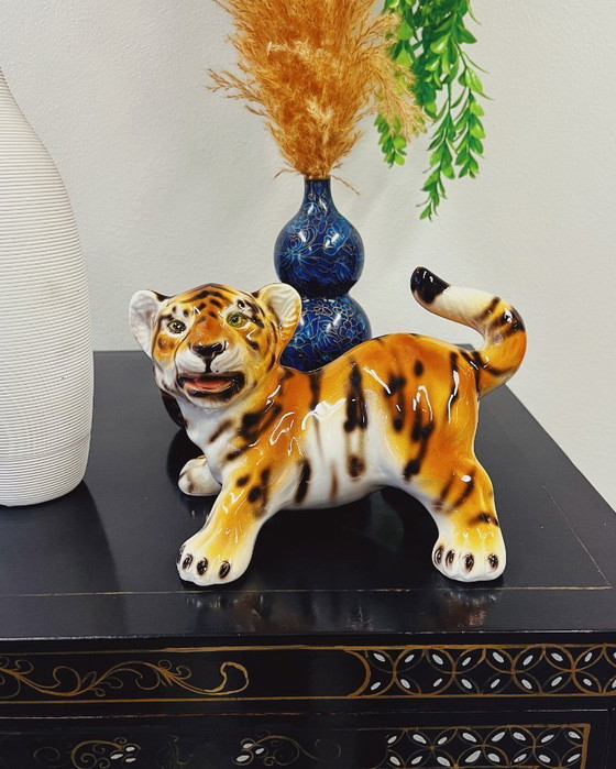 Image 1 of Cucciolo di tigre in ceramica