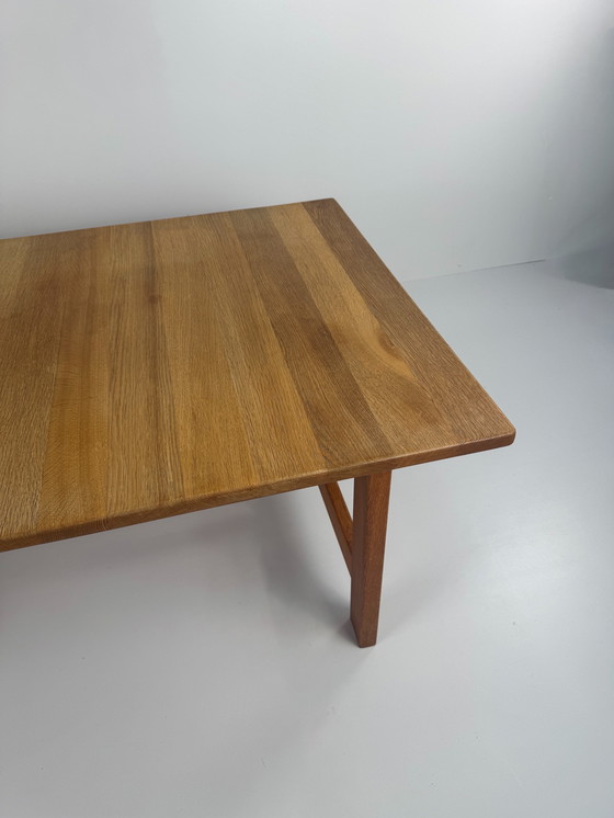 Image 1 of  Kurt Østervig para KP Møbler - Mesa de centro de roble macizo, Dinamarca Años 60