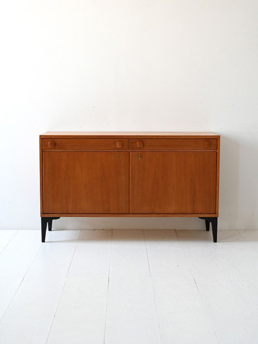 Vintage Scandinavisch teakhouten dressoir met zwarte poten, jaren 50/60