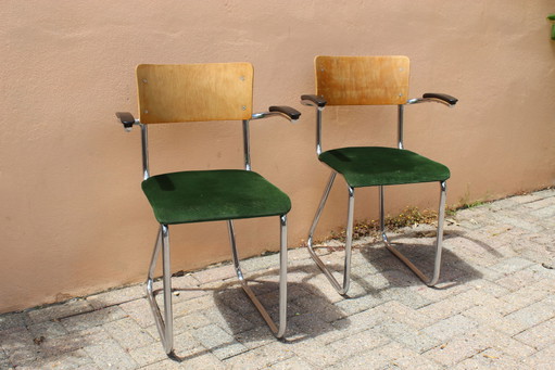 2 Vintage buizenframe leraren/bureaustoelen Gispen stijl.