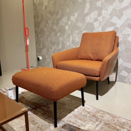 + poef Jon – Rolf Benz, fauteuils