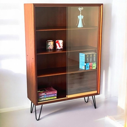 Vintage bookcase | display case | 1960s | formula furniture
