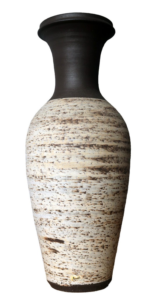 Ravelli vase, birch bark series