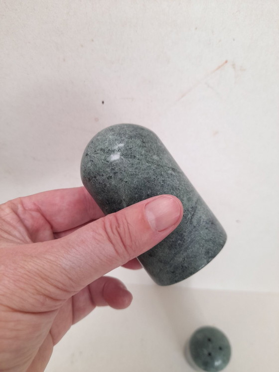 80s Polished Green Marble Salt and Pepper Duo, Table accessories, Grey (photo 2 of 5)