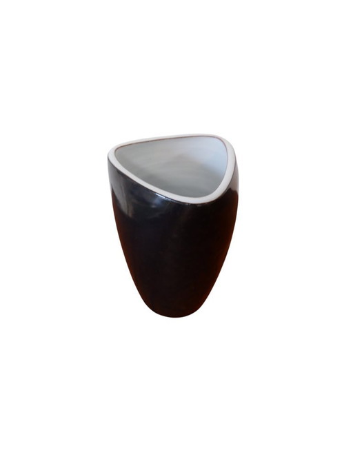 Ravelli Triangle Vase