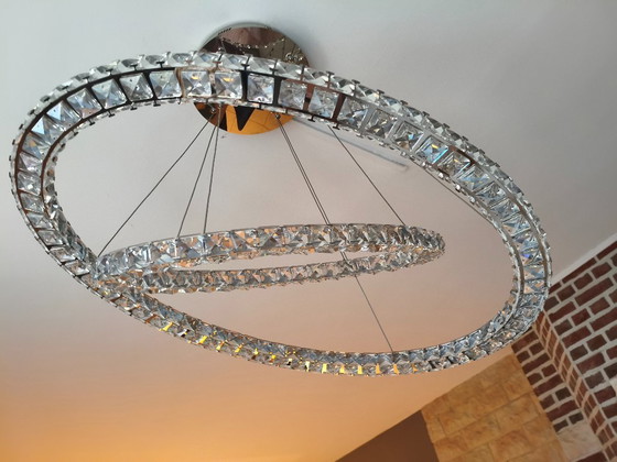 Image 1 of Splendido lampadario a 2 anelli: vetro + LED di Eglo