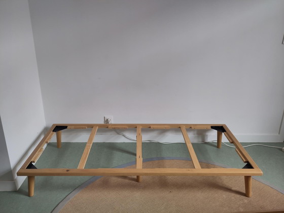 Image 1 of Daybed