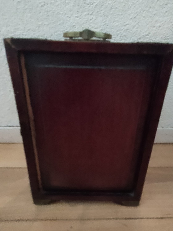 Joyero chino antiguo – Madera de palisandro y paneles de jade tallados a mano – Objetos decorativos, Brass (photo 12 of 12)