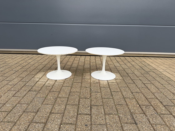Image 1 of 2x Mesa auxiliar Knoll Tulip Eero Saarinen, 51 cm Laminado blanco