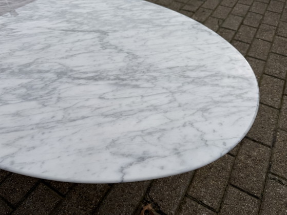 Image 1 of Original Knoll Tulip Eero Saarinen Oval Coffee Table Carrara
