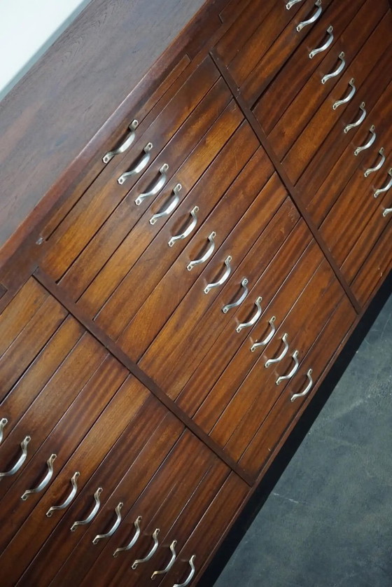 Image 1 of Mobiletto vintage da gioielliere/orologiaio in mogano olandese, circa 1930