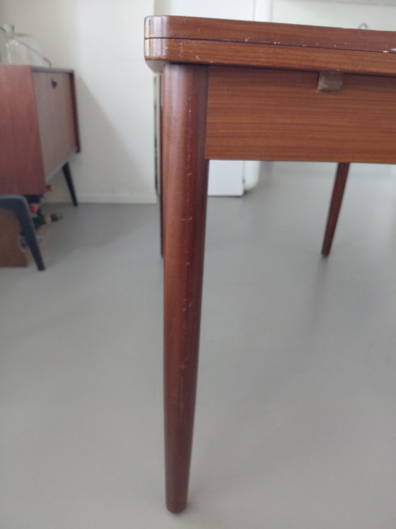 Image 1 of Vintage wooden extendable table