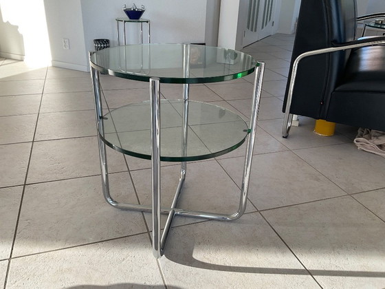 Image 1 of Due panche Gispen 444, un pouf e due tavolini Gispen GT425