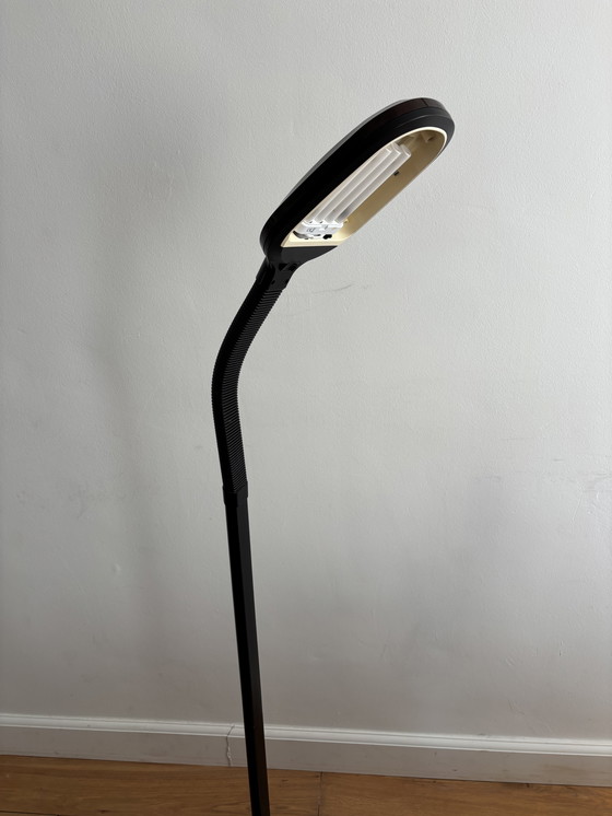 Image 1 of Lampadaire postmoderne vintage à col de cygne