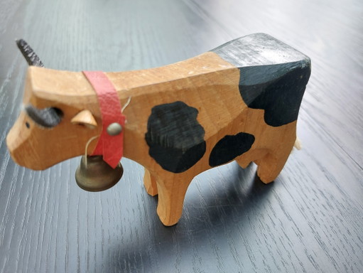 Vaches sculptées à la main par Trauffer Wood, lot de 3, années 70 – decoratieve objecten, Leather, Metal (photo 2 of 6)