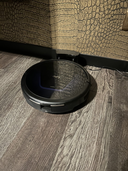 Eufy robot vacuum cleaner with mopping function