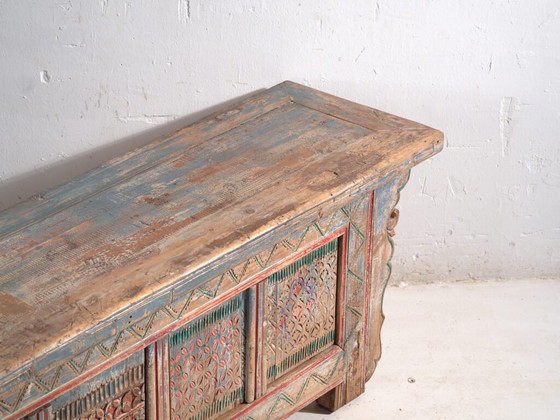 Antique carved and polychrome low sideboard in fir wood – China, circa 1930 – Iron (photo 22 of 40)