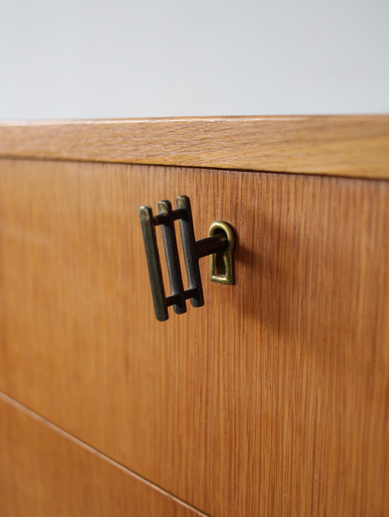 Image 1 of Vintage Deense ladekast in eiken