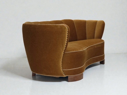 1960s, 2-seater Danish "Banan" sofa, original olive/green furniture velour.