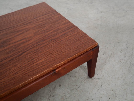 Image 1 of Couchtisch aus Eiche, dänisches Design, 1970er Jahre, hergestellt in Dänemark