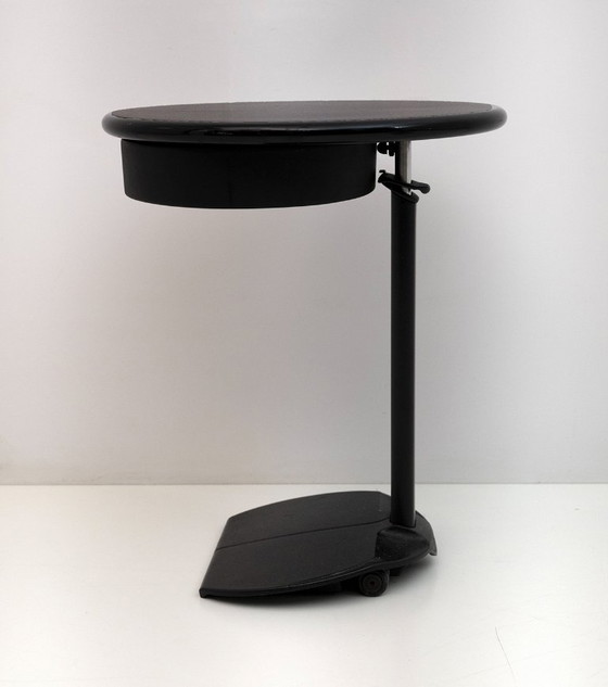 Image 1 of Design Studio Kairos Tavolino moderno italiano "Servese" per B&B Italia, 1980