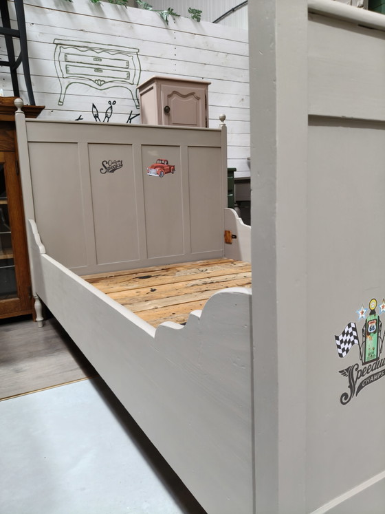 Image 1 of Vintage ledikant 'cars' 