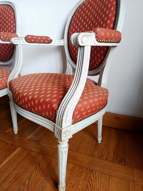 2x Louis XVI Medallion Cabriolet Armchairs – Wood (photo 11 of 15)