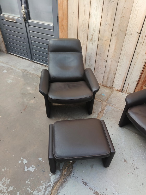 Image 1 of 2 Vintage desede De Sede Svizzera collo pelle ds50 DS 50 poltrone e hocker marrone scuro